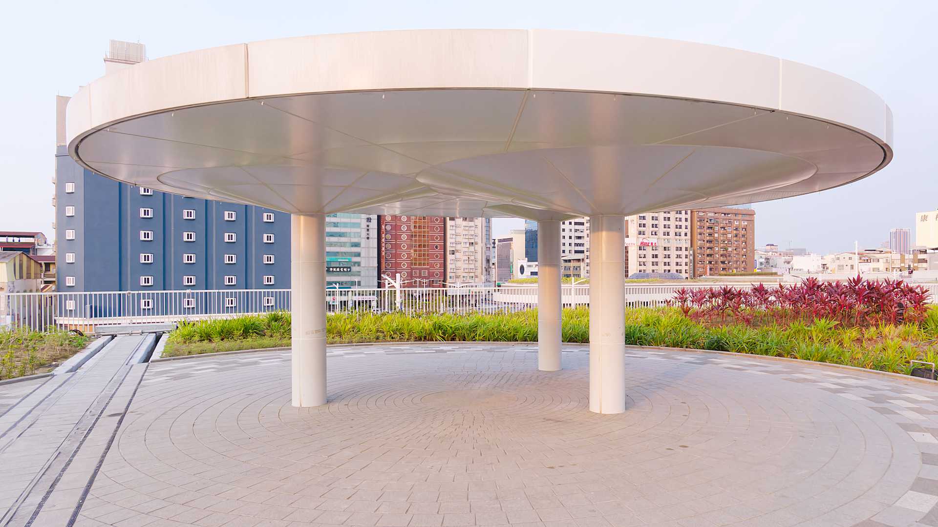 A shaded platform on the roof of Kaohsiung Station.